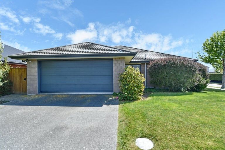 Photo of property in 11 Blackadder Road, Pegasus, 7612