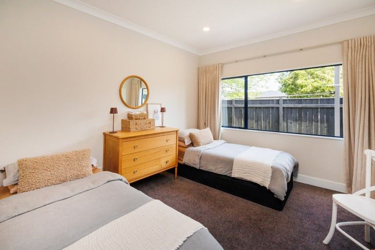 Photo of property in 2 Balmoral Drive, Terrace End, Palmerston North, 4410