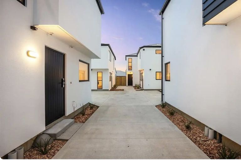 Photo of property in 198d Linwood Avenue, Linwood, Christchurch, 8011