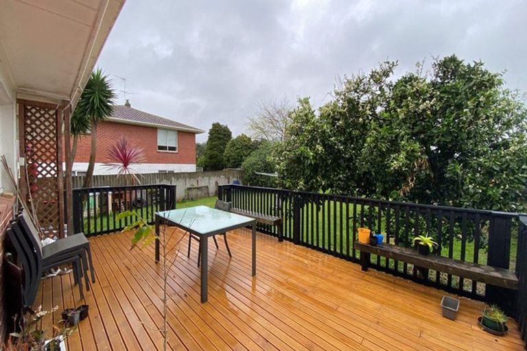 Photo of property in 85 Tiraumea Drive, Pakuranga, Auckland, 2010