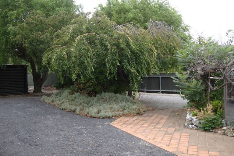 Photo of property in 15 Black Peak Road, Omarama, 9412