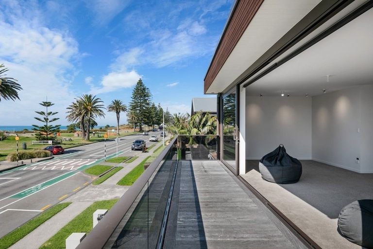 Photo of property in 1/30 Marine Parade, Mount Maunganui, 3116