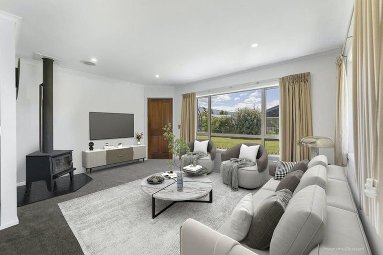 Photo of property in 10 Missy Crescent, Mount Pisa, Cromwell, 9383