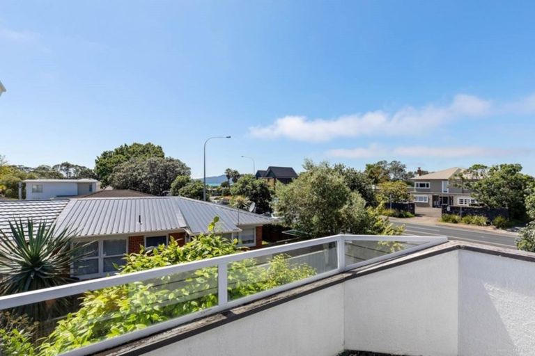 Photo of property in 7 Esmonde Road, Takapuna, Auckland, 0622