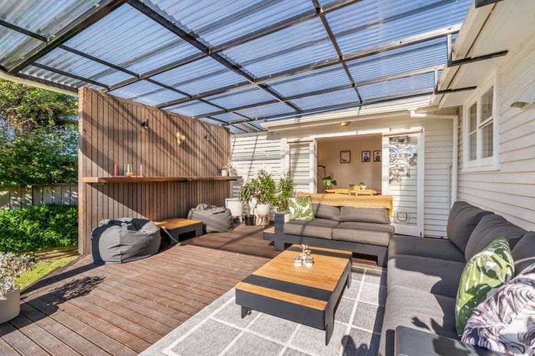 Photo of property in 8 Tui Grove, Elderslea, Upper Hutt, 5018