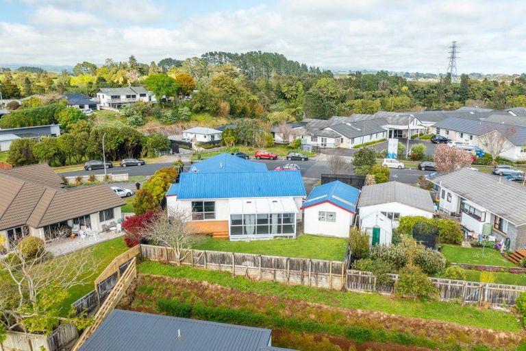 Photo of property in 26 Heta Road, Highlands Park, New Plymouth, 4312