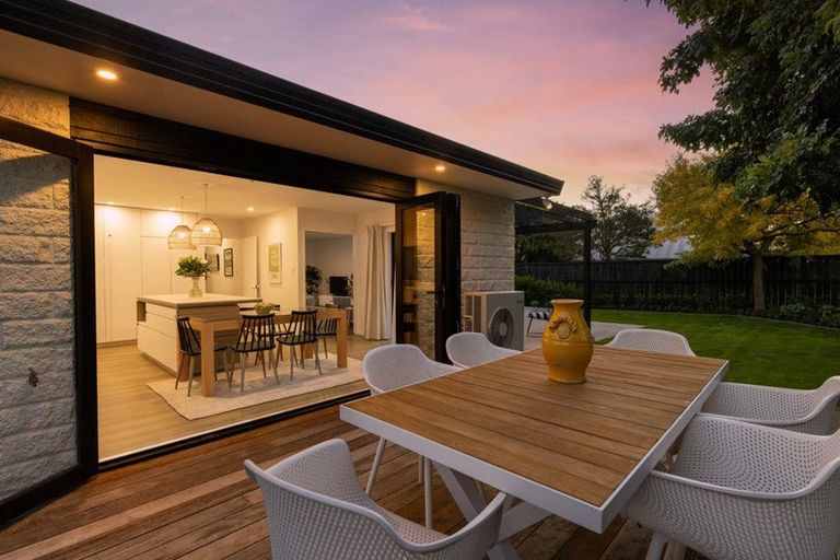 Photo of property in 69 Regency Crescent, Redwood, Christchurch, 8051