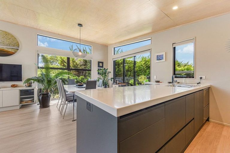 Photo of property in 21a Tahi Street, Mapua, 7005