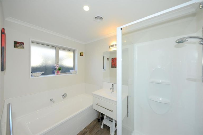 Photo of property in 38 Te Whenu Crescent, Marshland, Christchurch, 8083