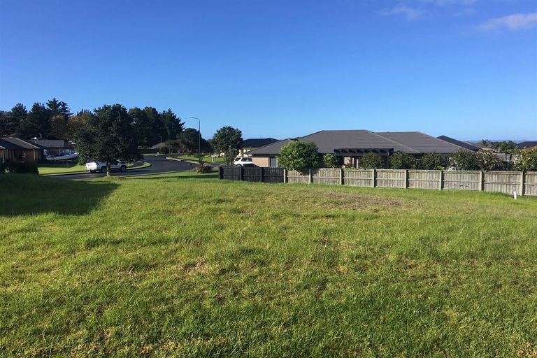 Photo of property in 14 Karo Street, Ruakaka, 0116