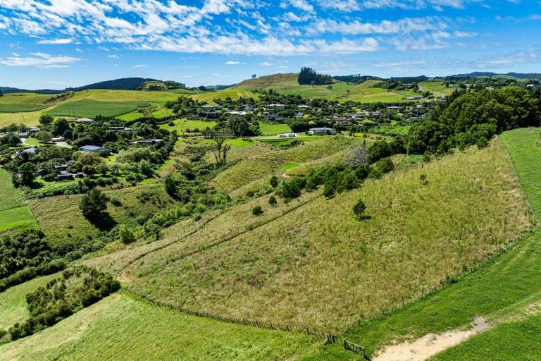 Photo of property in 361 Kaitemako Road, Welcome Bay, Tauranga, 3175