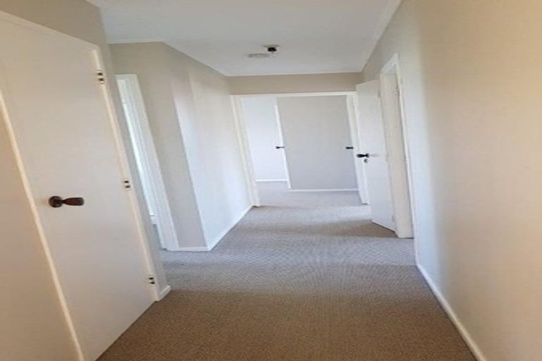 Photo of property in 13 Cranberry Place, Bucklands Beach, Auckland, 2012
