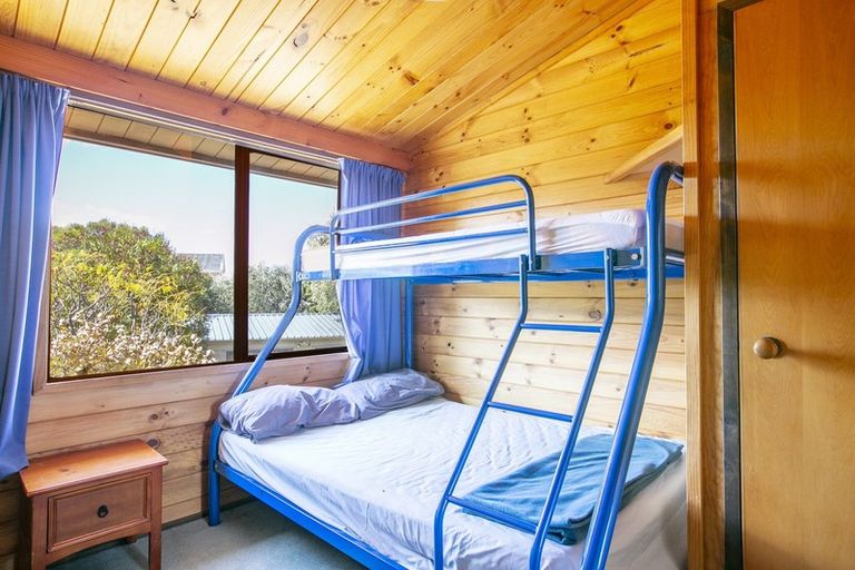 Photo of property in 13 Tamarisk Drive, Riversdale Beach, Masterton, 5872