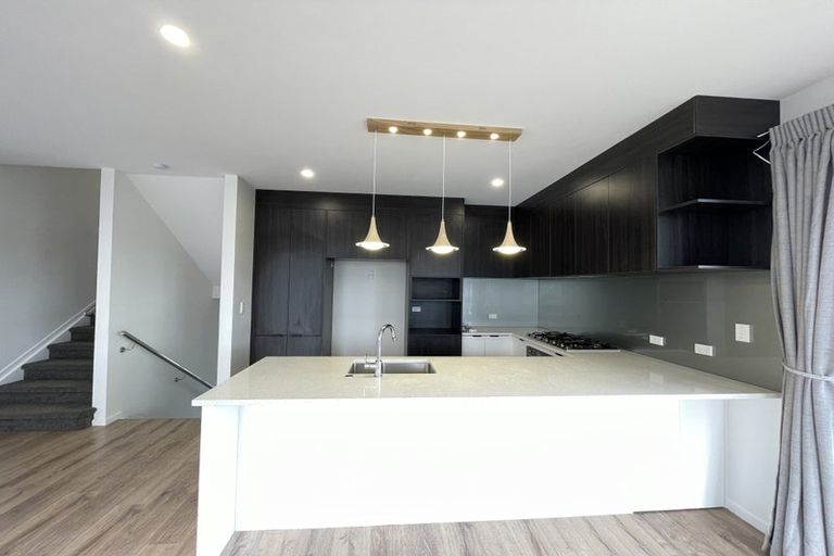 Photo of property in 11d Manuwai Road, Torbay, Auckland, 0630