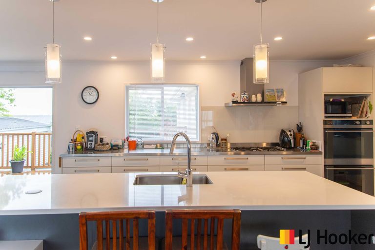 Photo of property in 148 Coxhead Road, Wattle Downs, Auckland, 2103