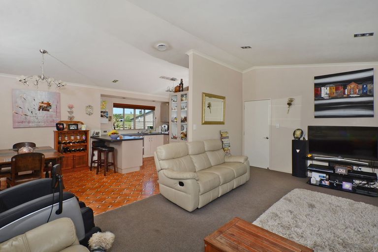 Photo of property in 38 Matarau Road, Matarau, Kamo, 0185