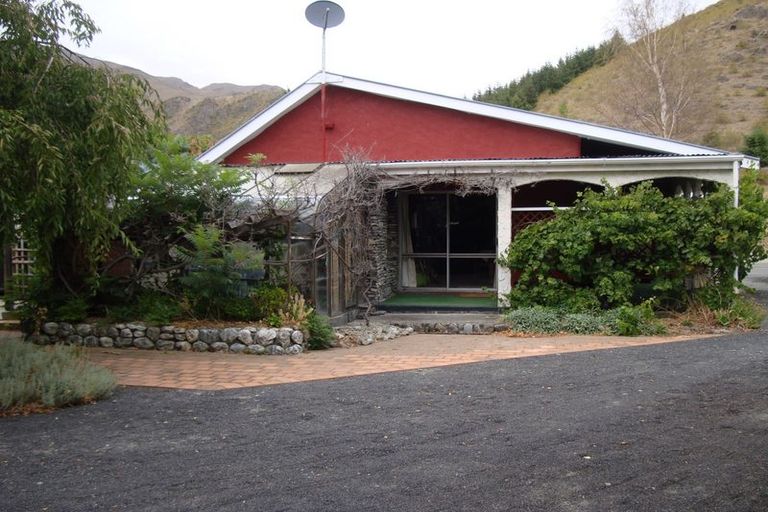 Photo of property in 15 Black Peak Road, Omarama, 9412