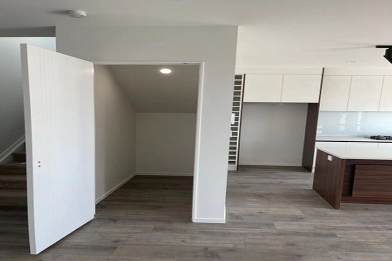 Photo of property in 20 Kea Road, Silverdale, 0932