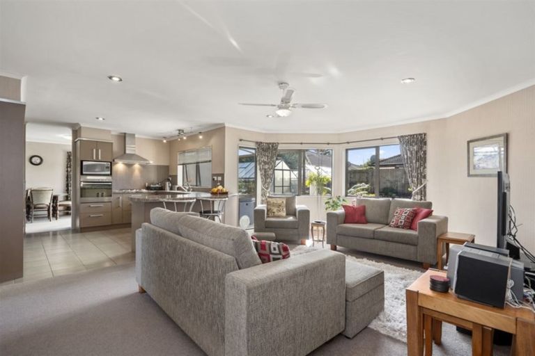 Photo of property in 90 Twin Oak Avenue, Papamoa Beach, Papamoa, 3118