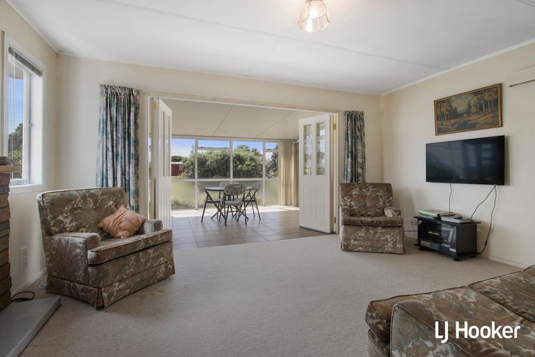 Photo of property in 70 Dillon Street, Waihi Beach, 3611