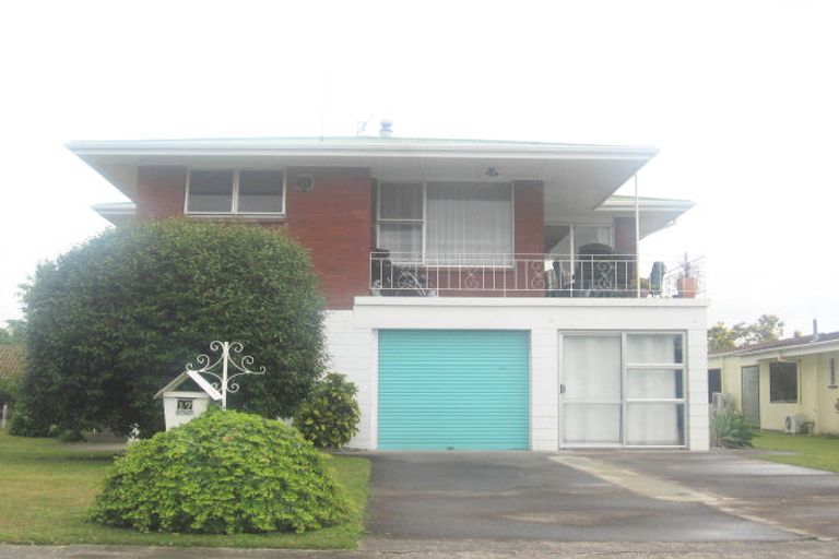 Photo of property in 17 Oxford Street, Te Puke, 3119