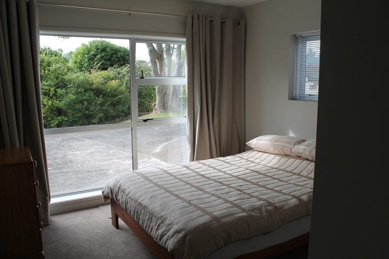 Photo of property in 7 Maxwelton Drive, Mairangi Bay, Auckland, 0630