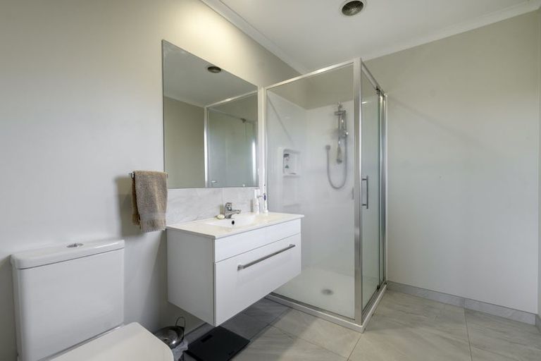 Photo of property in 170 Waikite Road, Welcome Bay, Tauranga, 3175