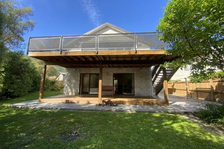 Photo of property in 10 Nautique Place, Waikawa, Picton, 7220