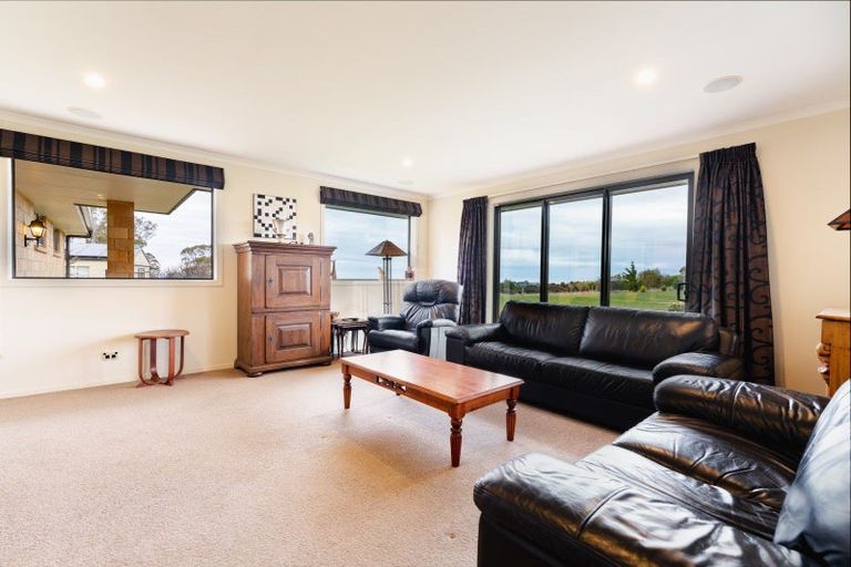 Photo of property in 27 Kayforce Road, Ocean View, Dunedin, 9035
