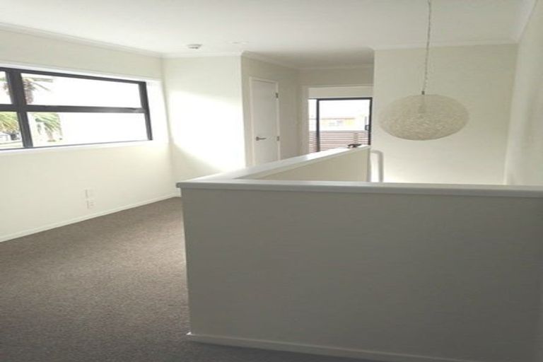 Photo of property in 1 Corsair Street, Hobsonville, Auckland, 0616