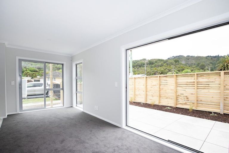 Photo of property in 4a Horoeka Street, Stokes Valley, Lower Hutt, 5019