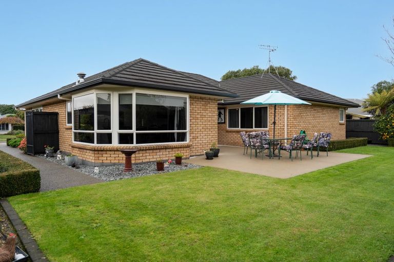 Photo of property in 7 Cooper Crescent, Cambridge, 3434