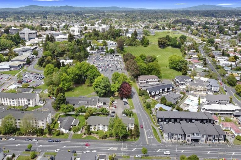 Photo of property in 15/100 Knighton Road, Hillcrest, Hamilton, 3216