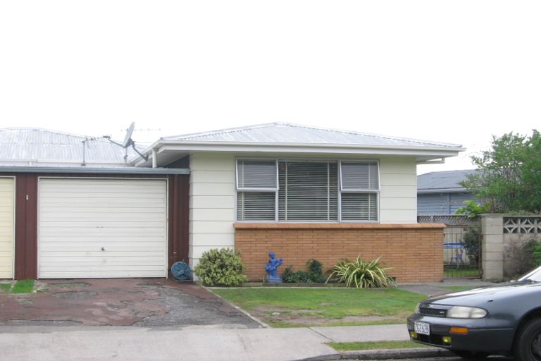 Photo of property in 1/1 Alamein Crescent, Onekawa, Napier, 4110