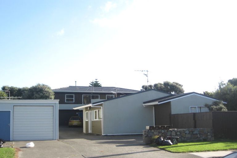 Photo of property in 6/3f Richard Street, Titahi Bay, Porirua, 5022