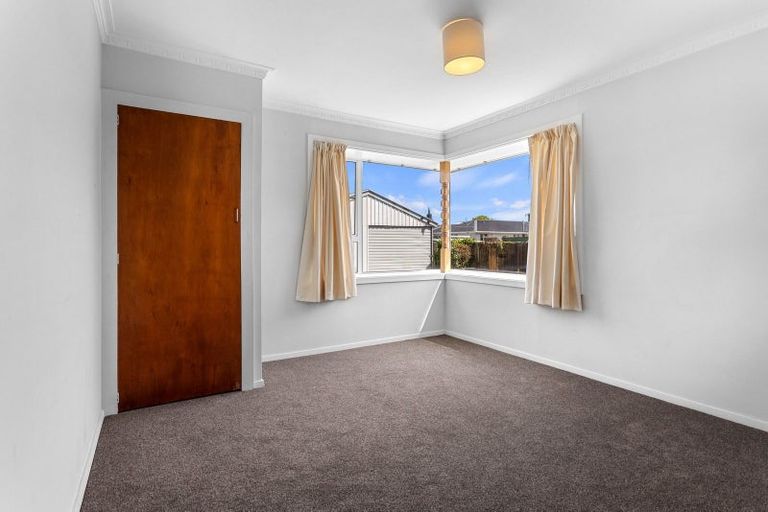 Photo of property in 14 Solway Avenue, Ilam, Christchurch, 8041