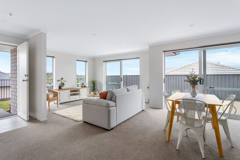 Photo of property in 5 Albatross Lane, Welcome Bay, Tauranga, 3112