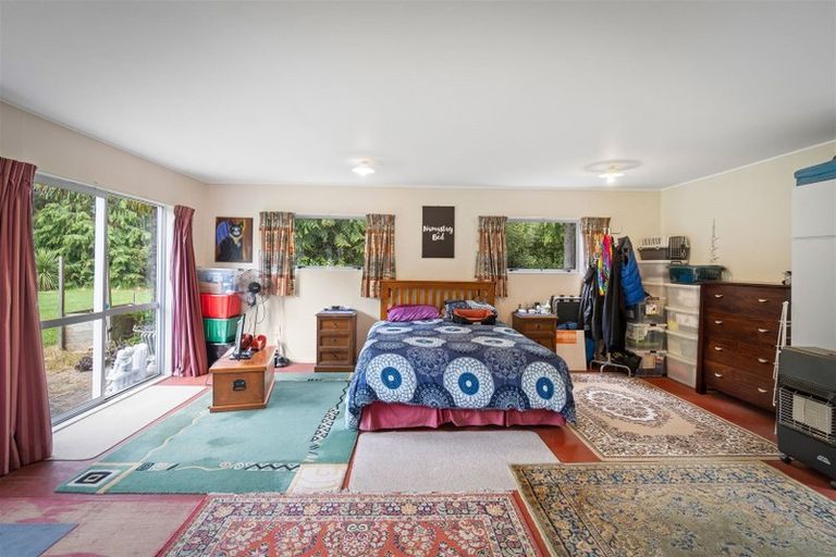 Photo of property in 1837 West Coast Road, Kirwee, Christchurch, 7671