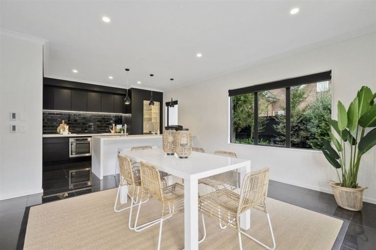 Photo of property in 15b Konini Street, Riccarton, Christchurch, 8041