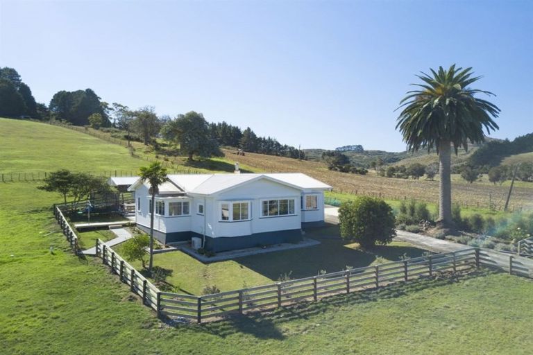 Photo of property in 2494 State Highway 10, Mangonui, 0494