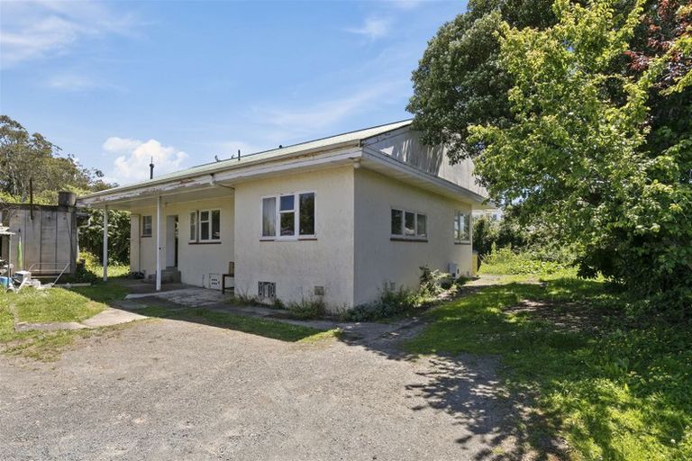Photo of property in 9 Foster Street, Taita, Lower Hutt, 5011