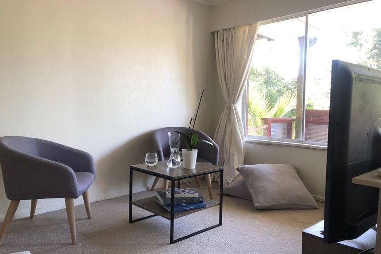 Photo of property in 1/153 Main Road, Tawa, Wellington, 5028