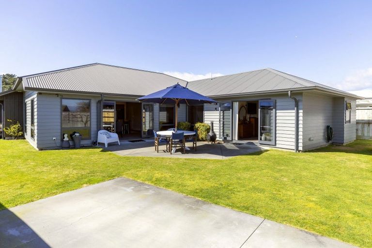 Photo of property in 128 Victory Drive, Wharewaka, Taupo, 3330
