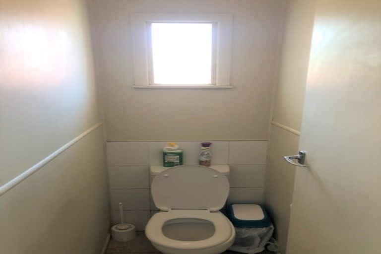 Photo of property in 160 Old Farm Road, Hamilton East, Hamilton, 3216