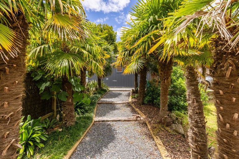 Photo of property in 2 Pickmere Lane, Kerikeri, 0230