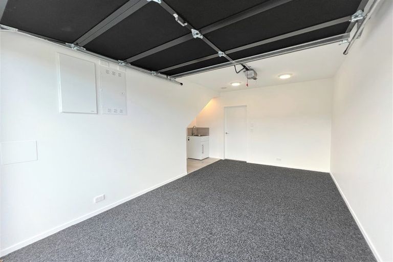 Photo of property in 27 Whimbrel Road, Flat Bush, Auckland, 2019