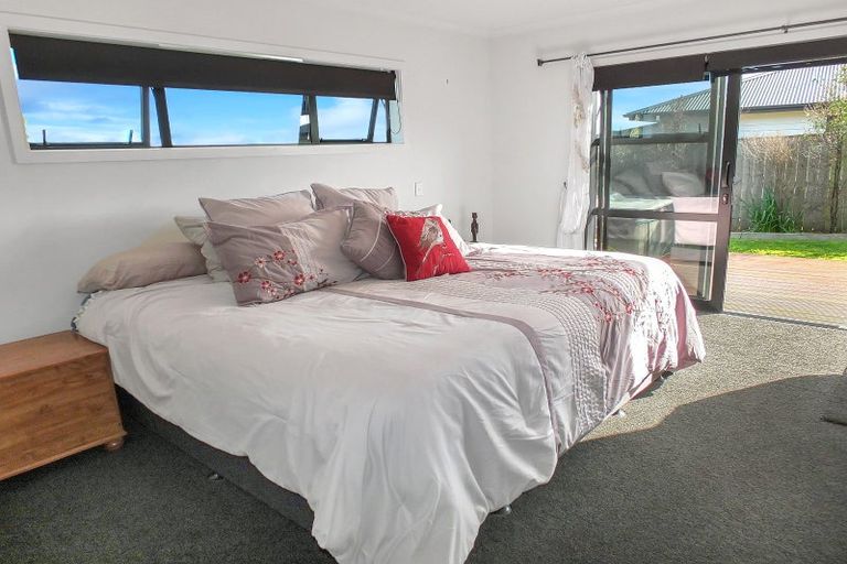 Photo of property in 20 Forbes Road, Foxton Beach, Foxton, 4815