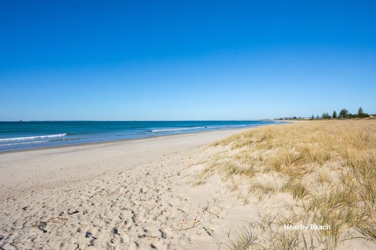 Photo of property in 16a Links Avenue, Mount Maunganui, 3116