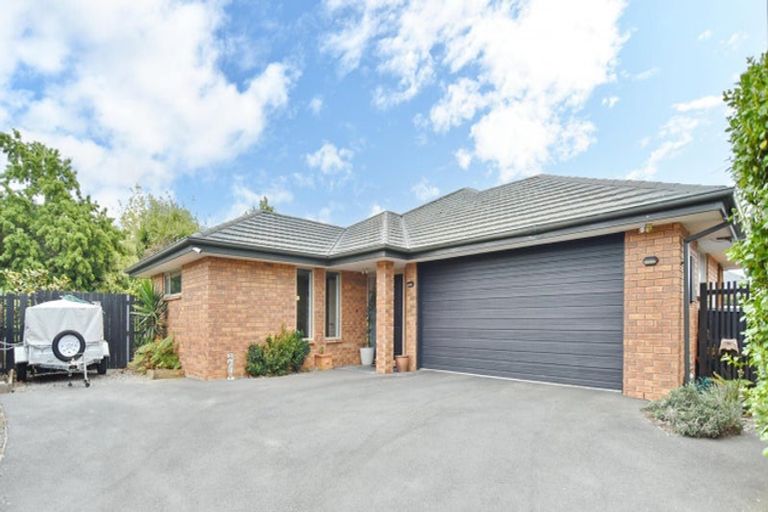 Photo of property in 9 Puhara Avenue, Parklands, Christchurch, 8083