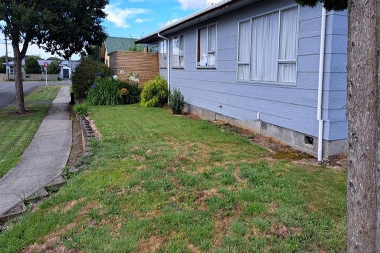 Photo of property in 3 Adkin Avenue, Levin, 5510